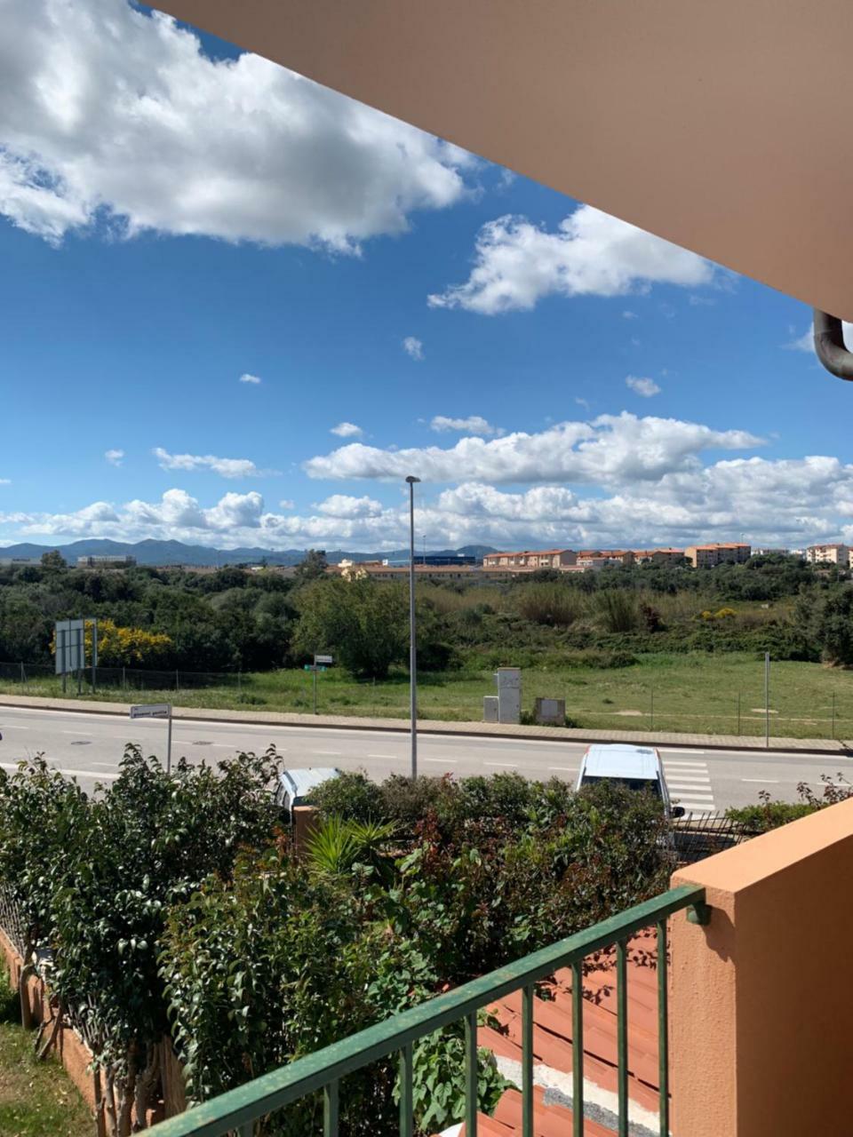 Appartamento Le Meridien Olbia Esterno foto